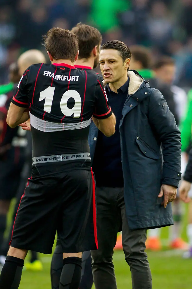 e4d7afdc537c578a0fc131e93b4fd5f3