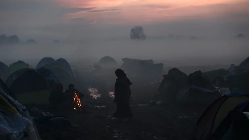 33728fad16a9b39e3f1bc5ad1b381d63