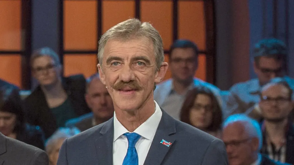 62c27c6d9cb9dad5d26b1ad5994ba159