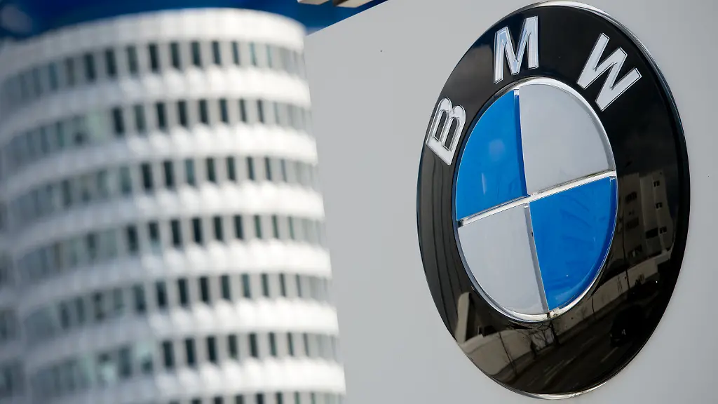 c77a5553808802f304fd755bccee19b9