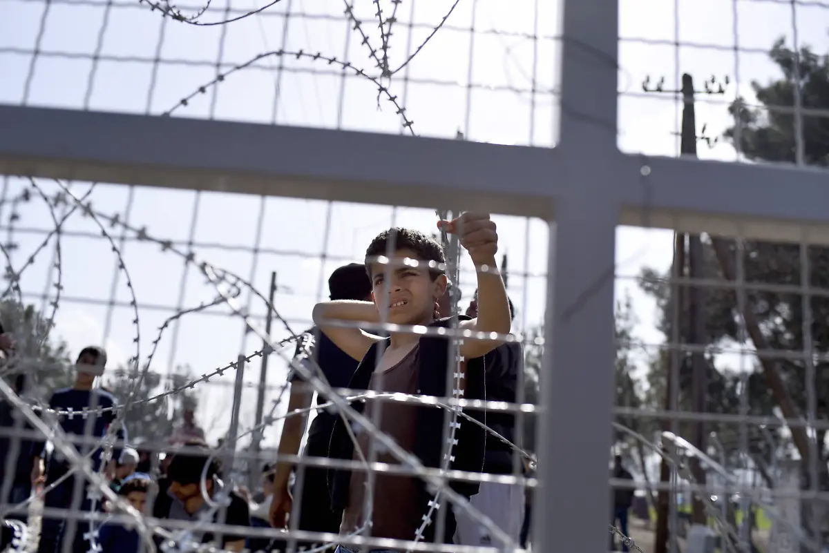 1b84c933eef1c05ec42cf6e024e6924f