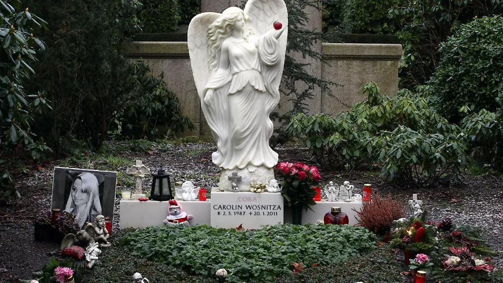 57aeaf6957d12ac236f0bd769984f9e8