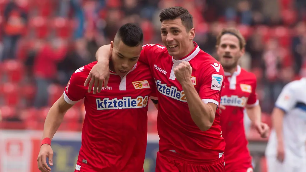 dc823a21e9e7ff99d2d12cef651fd67d