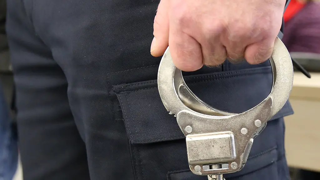 02323965e01e03bdc7c5f5cc677e36b2