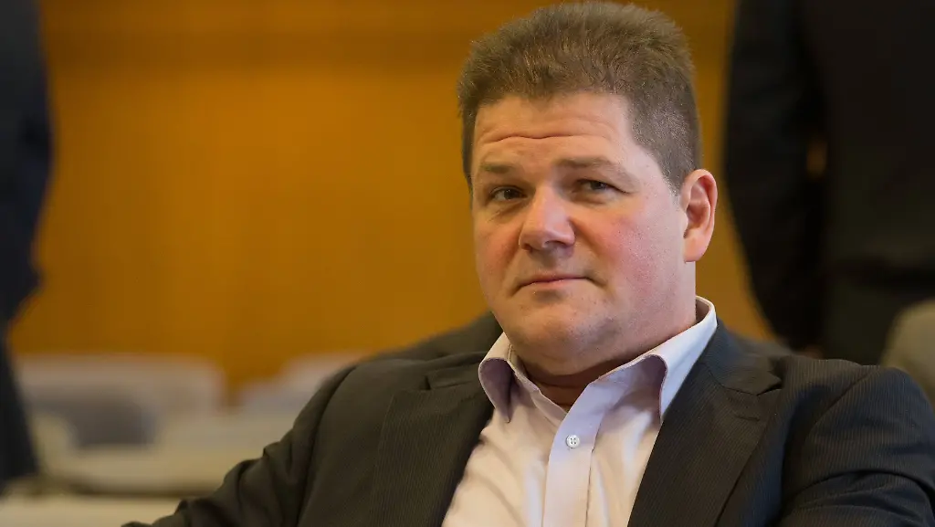 6648db9171bea827805a802c96669ffa