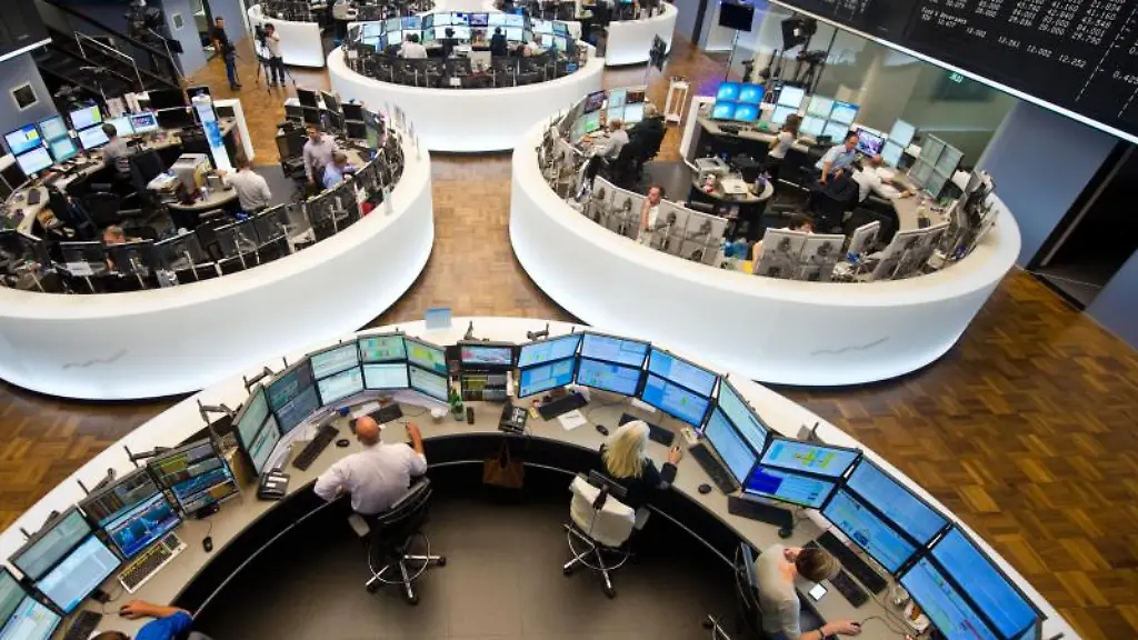 Wer-einen-Fondsparplan-hat-muss-ich-auch-mit-dem-Durschnittskosten-Effekt-auseinandersetzen