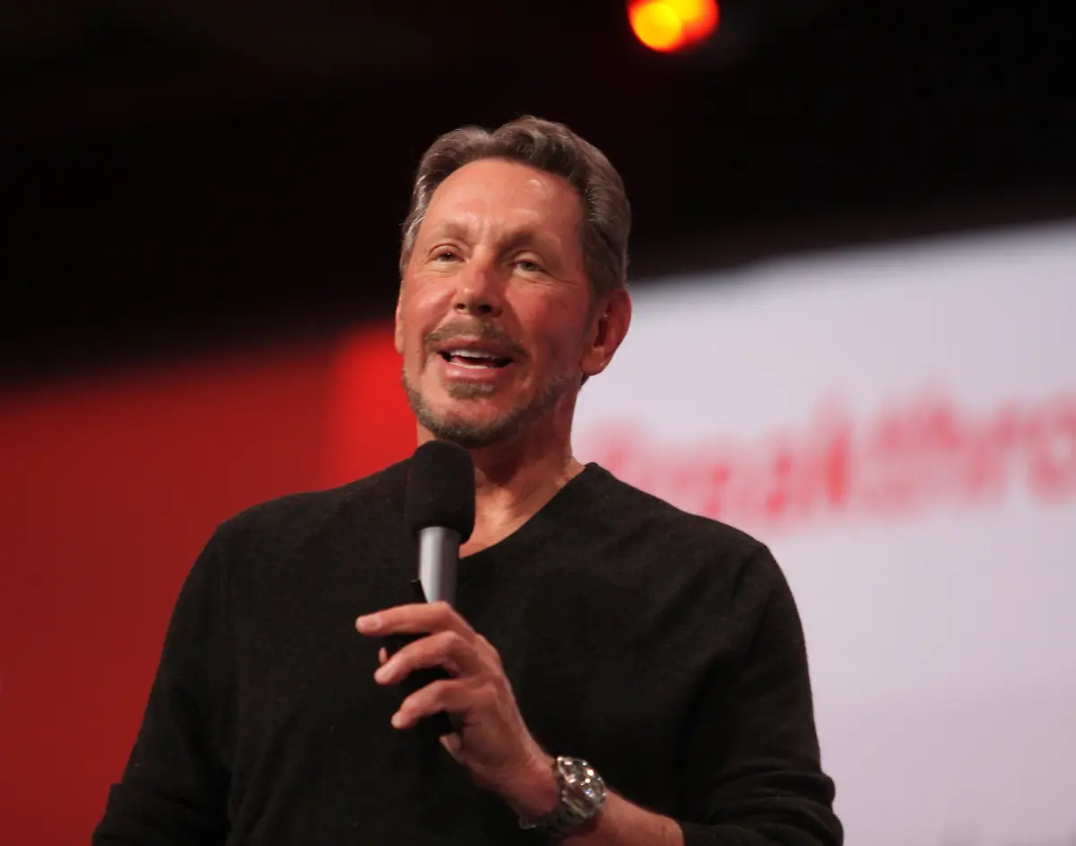Platz-sieben-geht-an-Larry-Ellison-71-mit-43-6-Milliarden-Dollar-Sein-Unternehmen-Oracle-stellt-Computer-Soft-und-Hardware-her-Dabei-ist-es-besonders-auf-die-Vermarktung-fuer-Unternehmenskunden-spezialisiert