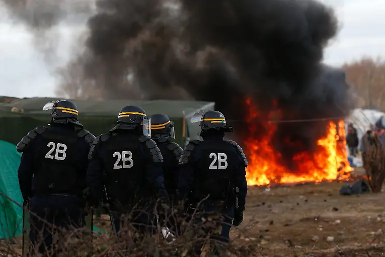 53b09afee65d154e1c3a9b39916d33e7