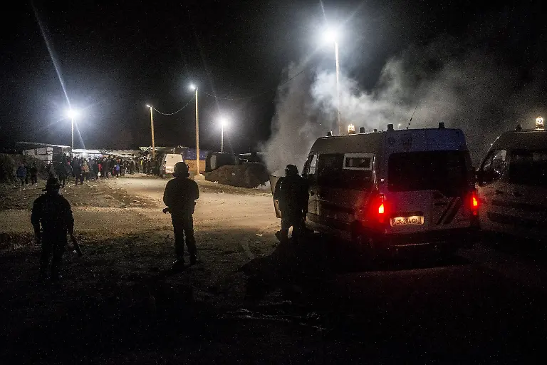 b2cff3abee856bdd73ec5e6b18e277e4