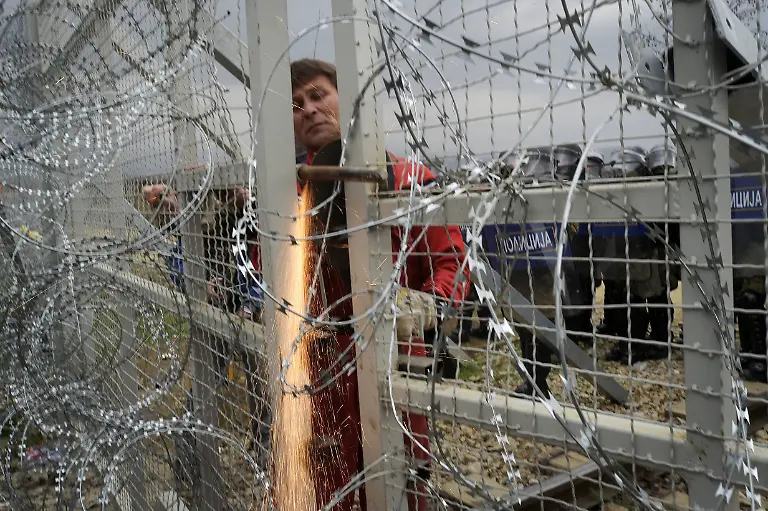 724036ec4c968e6c16ec2e5634c15c67