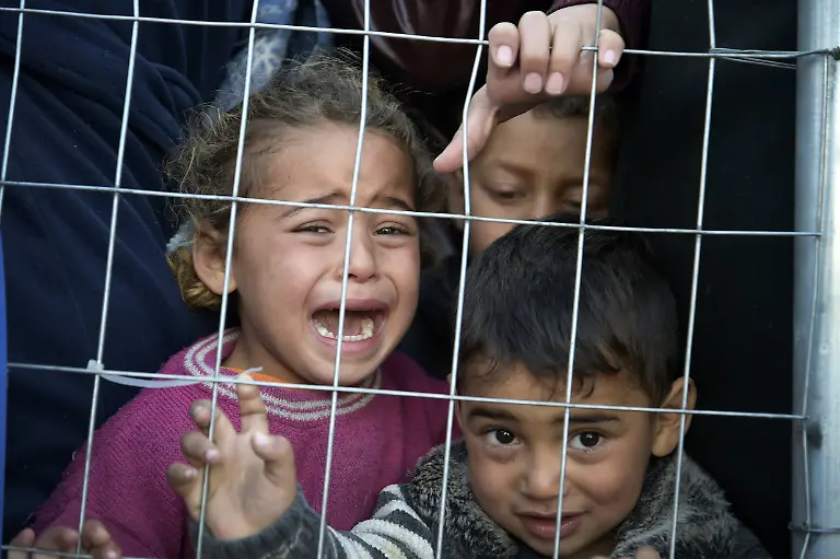 9855868f86db58a1bd2578aaad5675ea