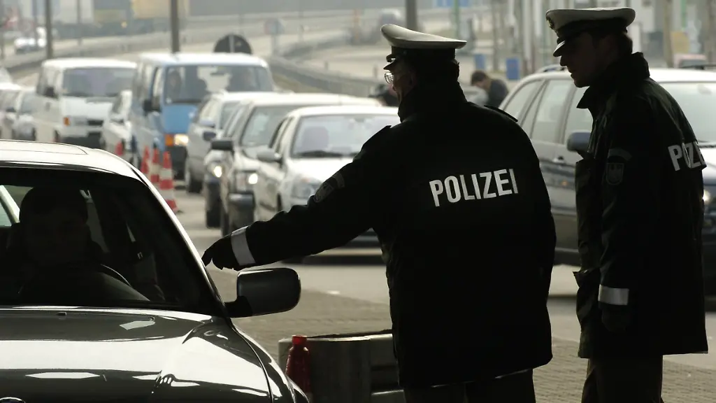 61b3e0143f810fd73f9eea6c5b906113