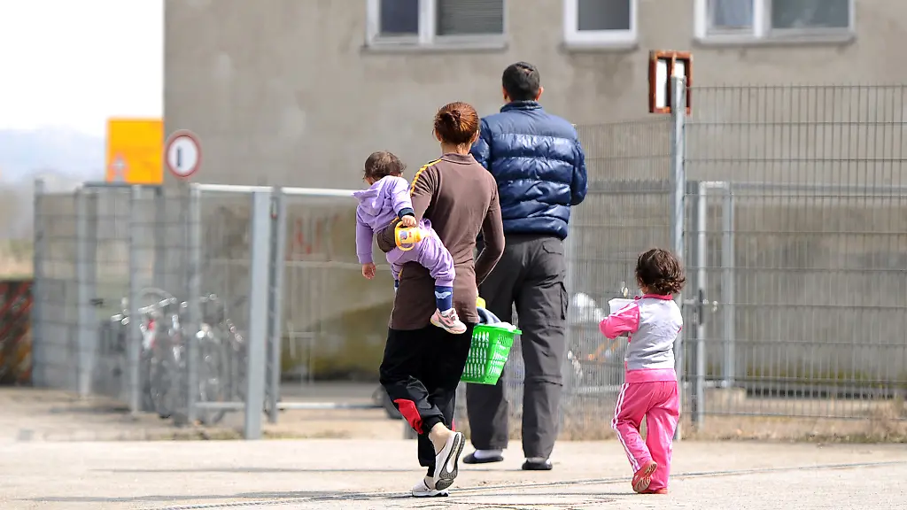 b3ce7cf227c591651c9151e1a563cf16