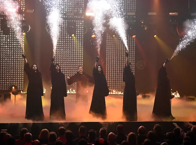 f5cd57d745c61f6644d6a6c064f4bf14