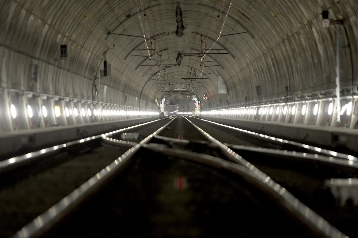 76759cbc2e2cb9b278d6e8172b6af839