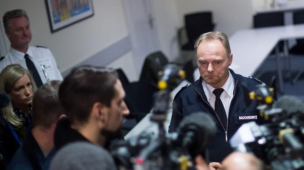 a9b5976ec5bb9e1e41827ca24b61b02a