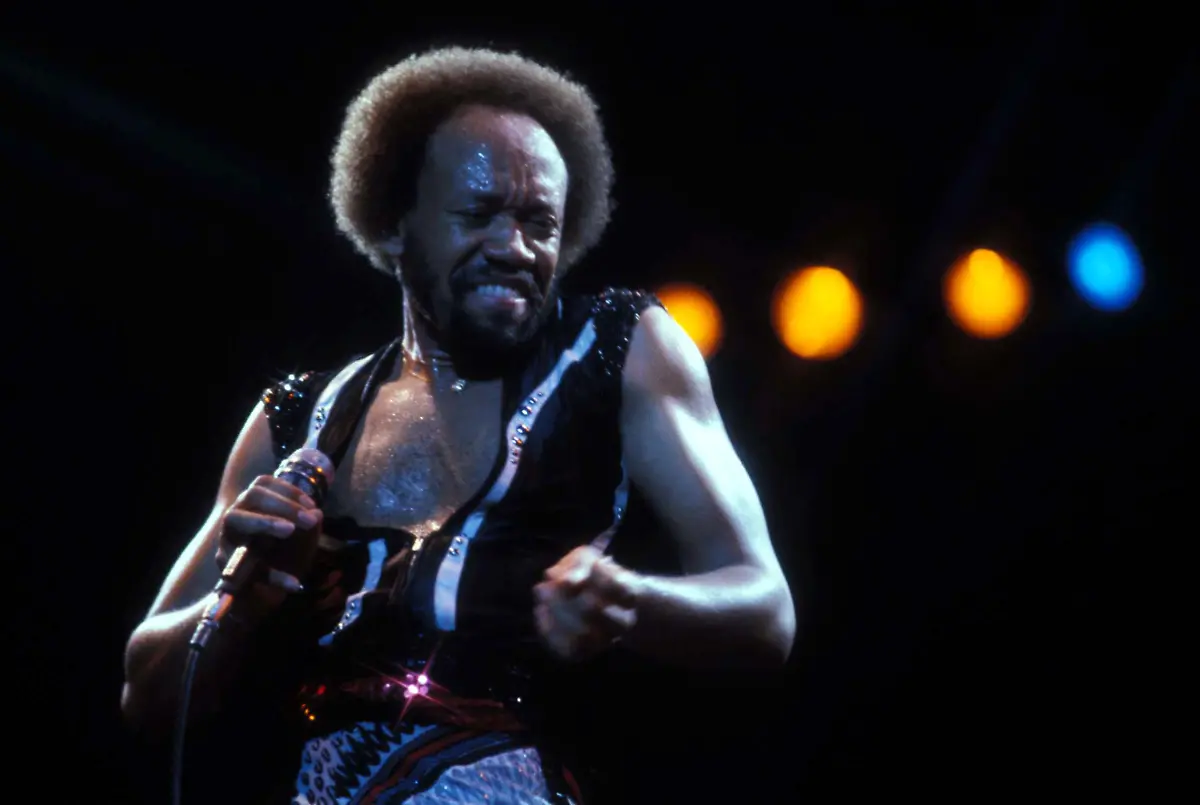 ade882d3378bd9179a473c63e79dbcda