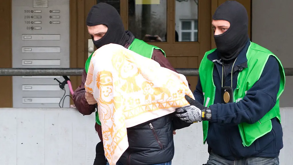 17ab589c09018689559a5e007253d9e9