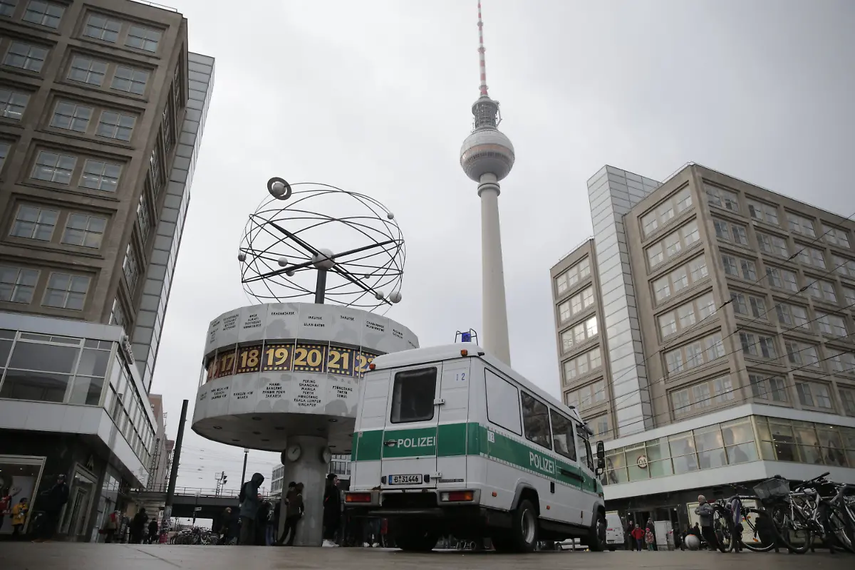 18bd7dfaf07b5d0bfe811d9dd30050cd