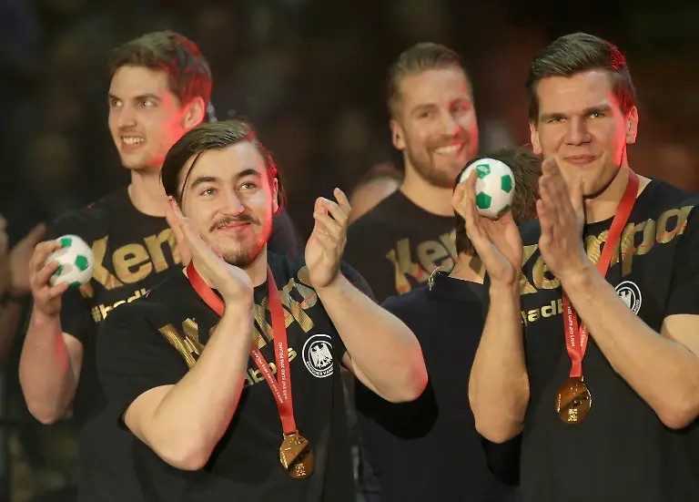 4b071e075b542716cfcf647fd1cc8de2