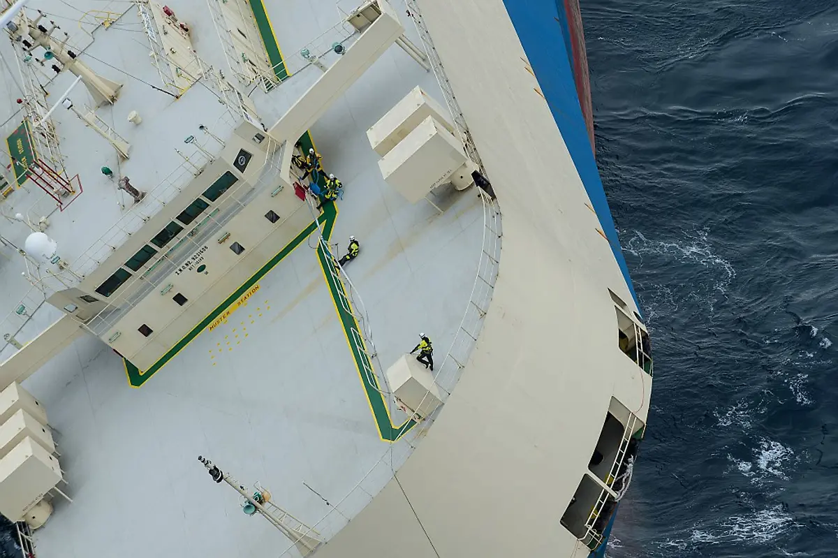 32f68b4084e95ed5e581eb6e28402dc1