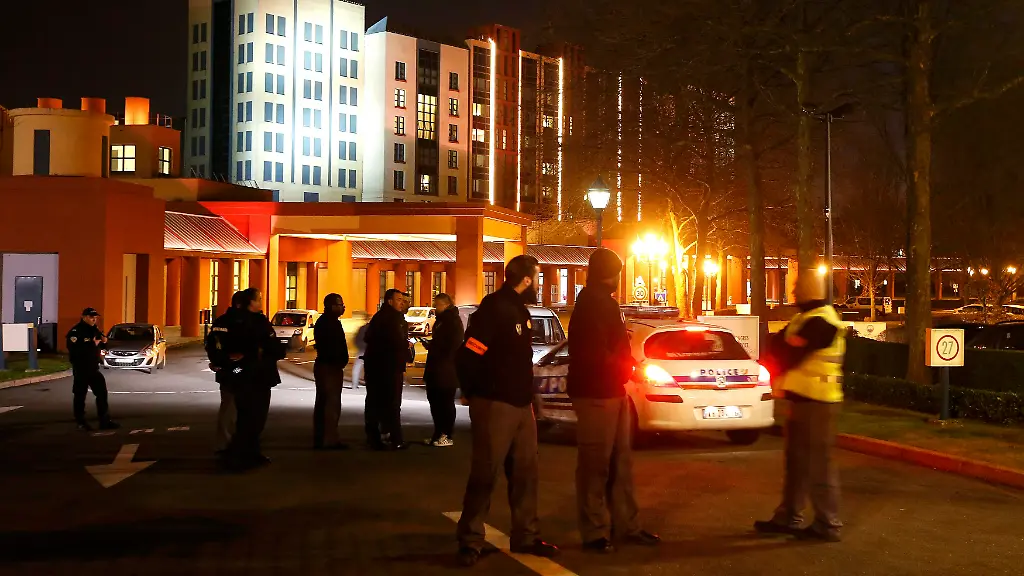 4c353a5f4c5046d7cbbbb9d5ceecaae1