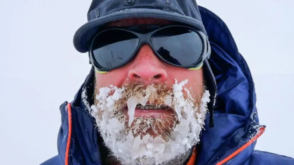 CZayJM1WEAAtfsU-jpg-large