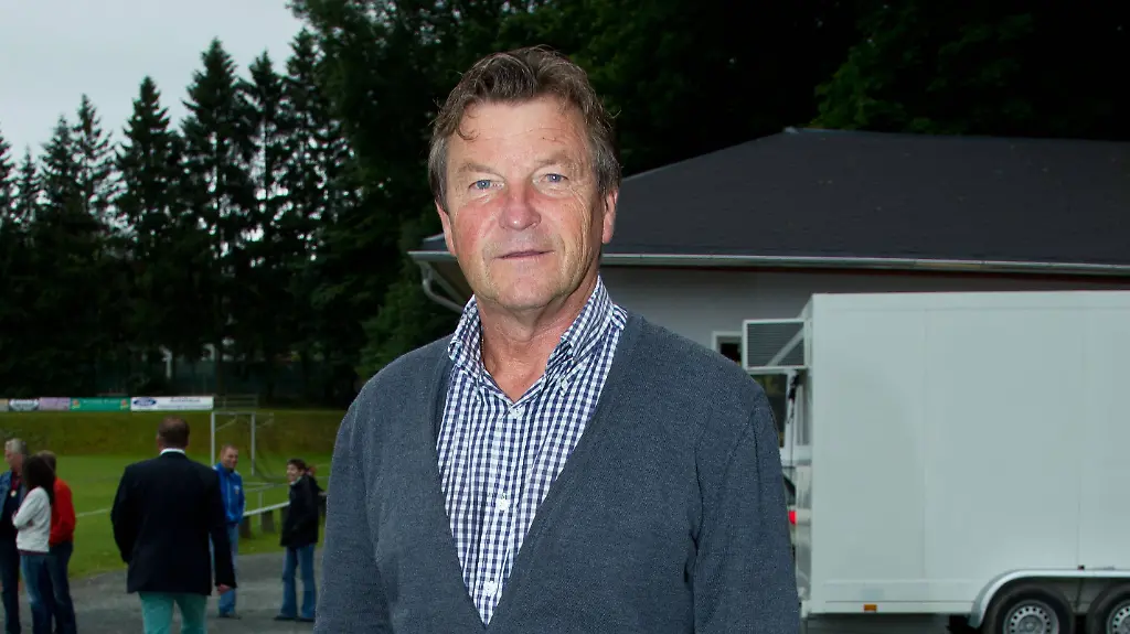 05338944dc8503e9afbb217372a8991a