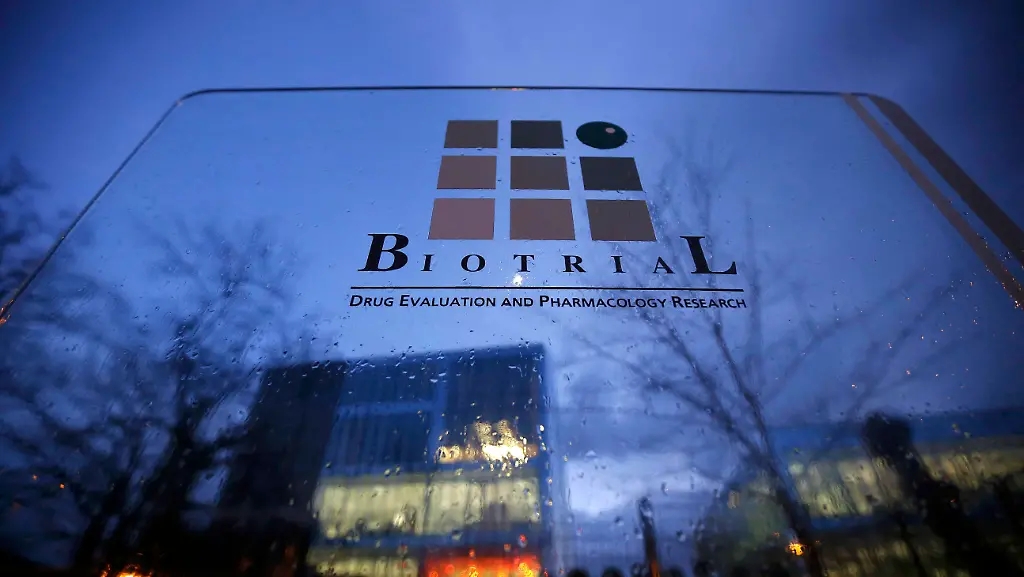 4176e53a01a8815e61313418f28d8ac6