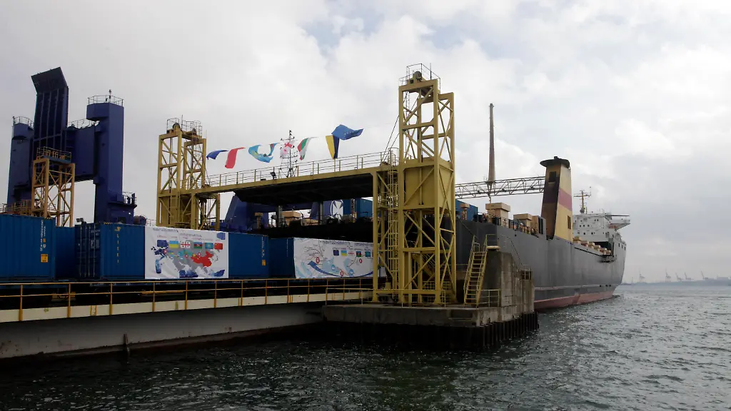 9cb54a1373256a293dd020c2ed24085c