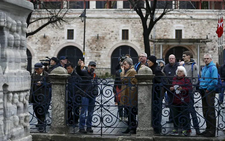 4804997427a859a295de59f62409ff33