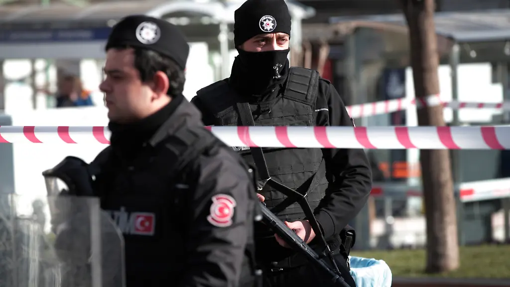 6f8c2da20bc863f86a6be030f4e37c38