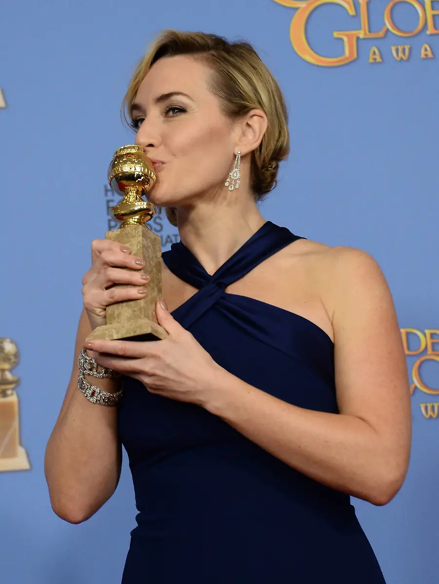 dde29cfe4f9847fbdc213e3f4d9079be