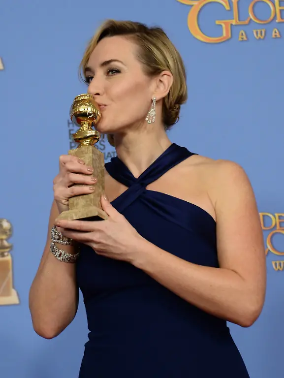 dde29cfe4f9847fbdc213e3f4d9079be