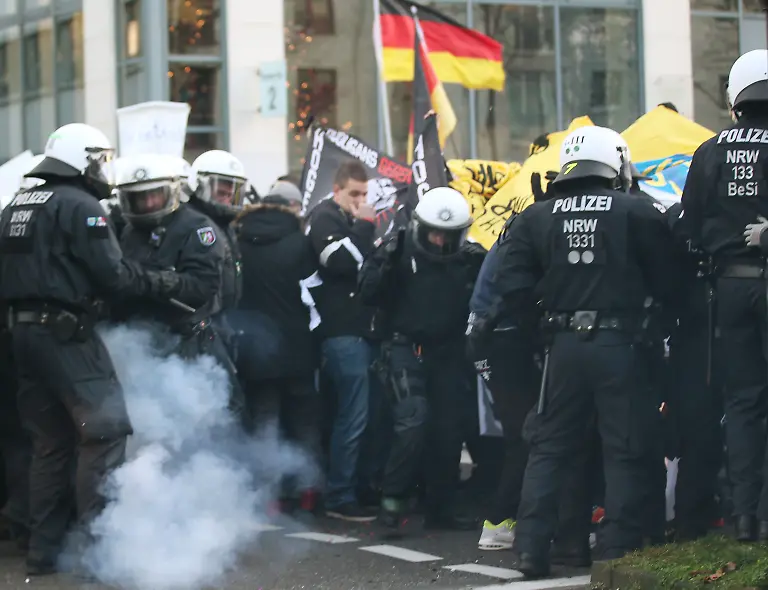 fc69d23264b620a0e854a98296f6fc46