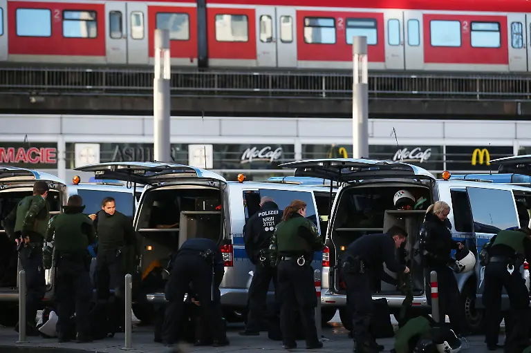 8467c9501268d8f92e2f8762e0f692e7