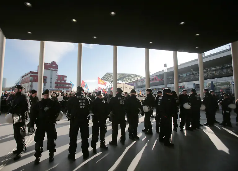 fb951b2f53e537ca583558685d5ffcdd