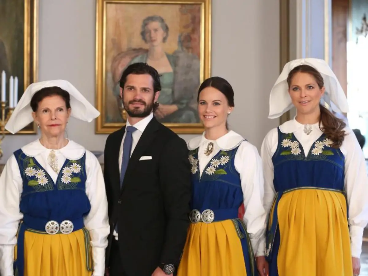 Koenigin-Silvia-Prinz-Carl-Philip-Sofia-Hellqvist-und-Prinzessin-Madeleine-die-ihr-zweites-Kind-erwartet