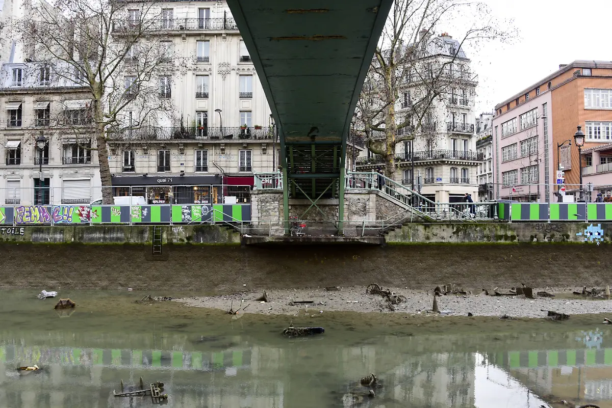 6efc481f528c4237aa0cfc81313ab9b8