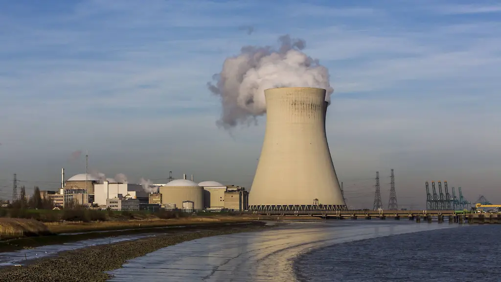 9933ba35575bc887eccf9aec3c00f9f0