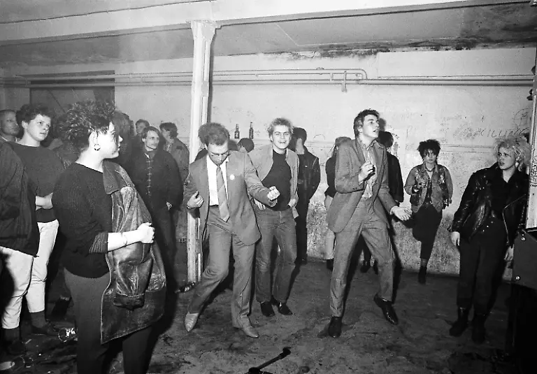 MKG-GenialeDilletanten-Aram-und-die-Schaffner-Konzert