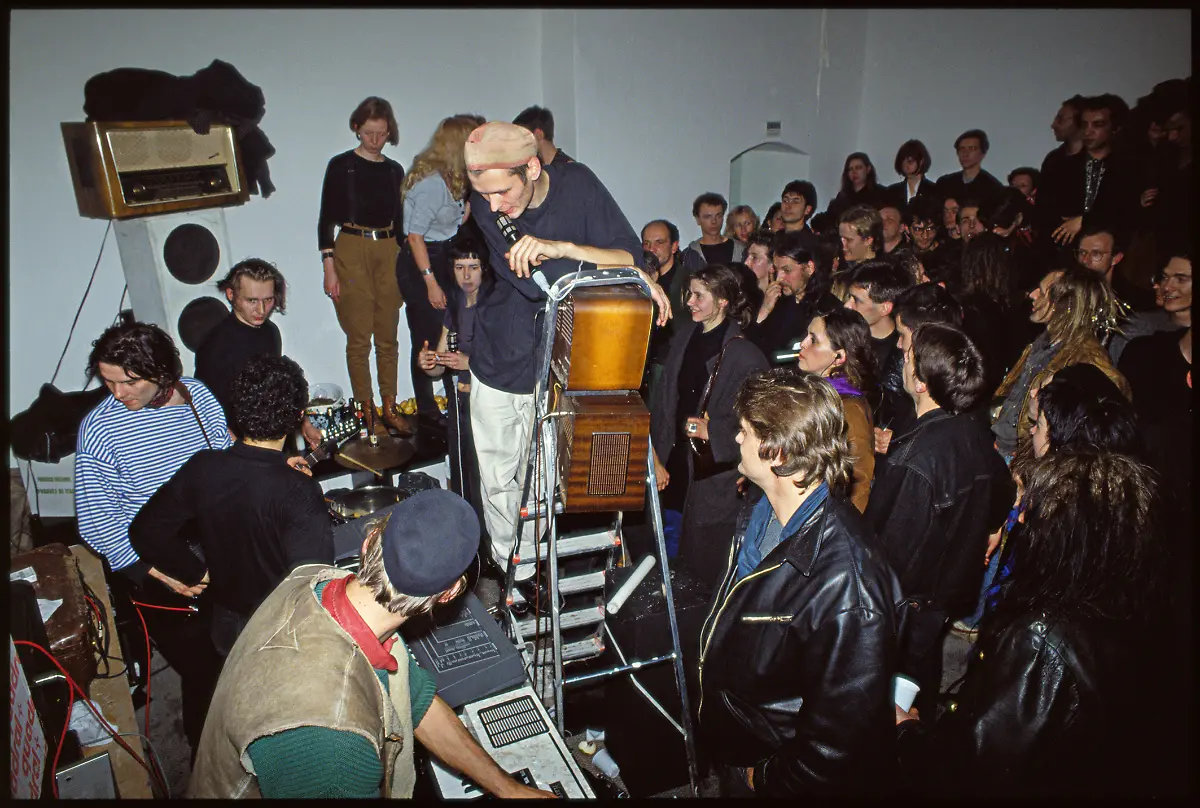 MKG-GenialeDilletanten-Ornament-und-Verbrechen