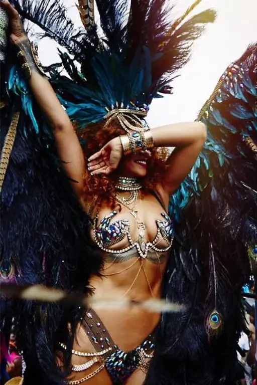 rihanna-2