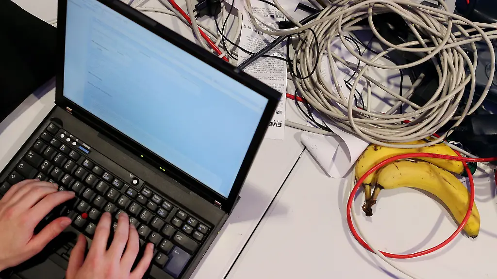 111bff0a0a9f254c899c3c50930264d8