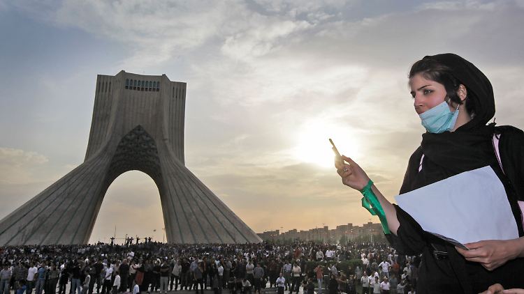 Bei einer Demonstration gegen den Wahlbetrug in Teheran, 15. Juni 2009.