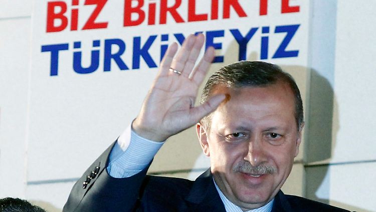 Erdogan kann allein regieren - für eine neuen Verfassung aber braucht er Verbündete.