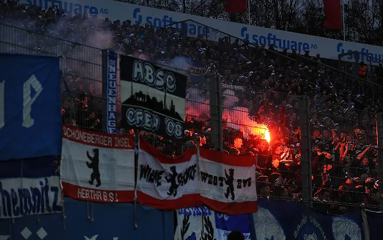 dce595a8be2ca23b89641104d3e3b70f