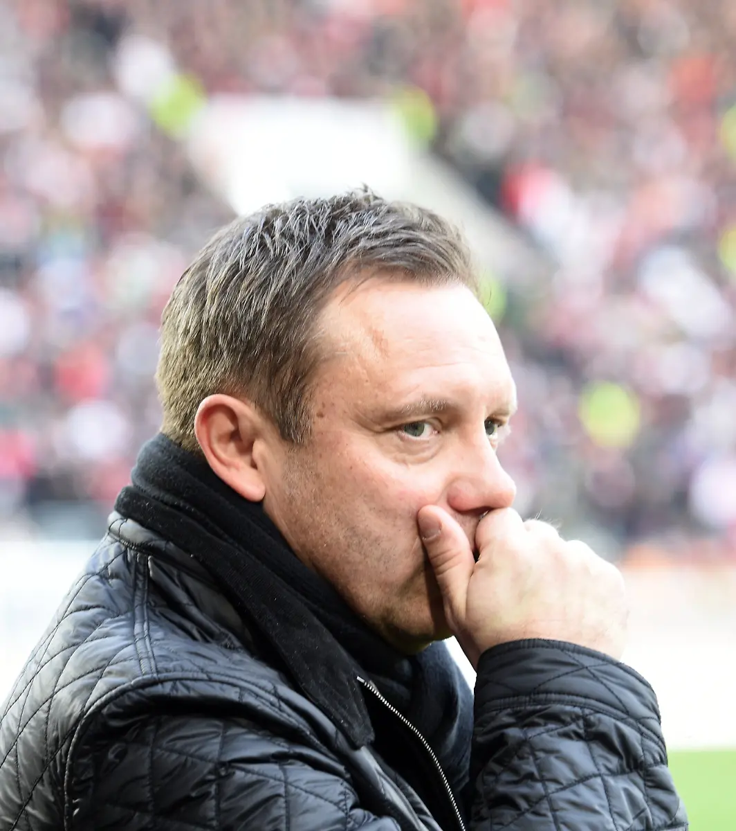 85a0ddf4492b5c24d7a6ca4b5942e0a0