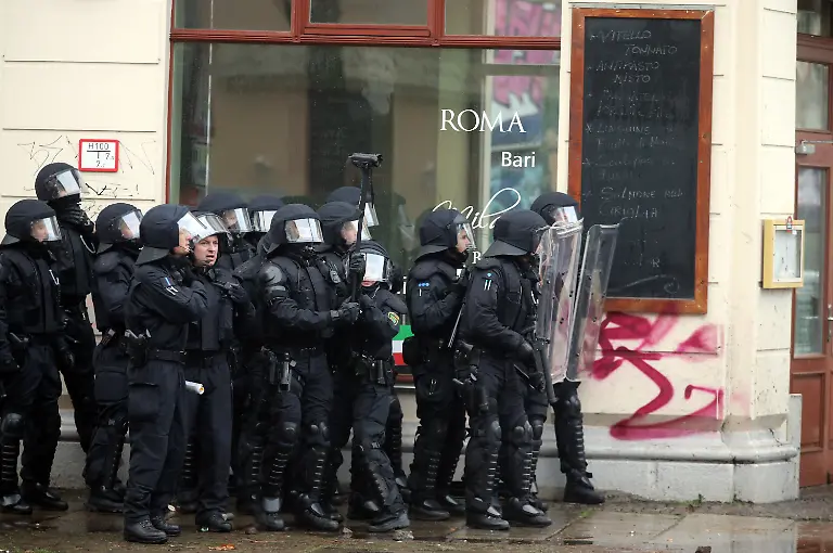 f649d14bd41e471529e55d987b25a6d3