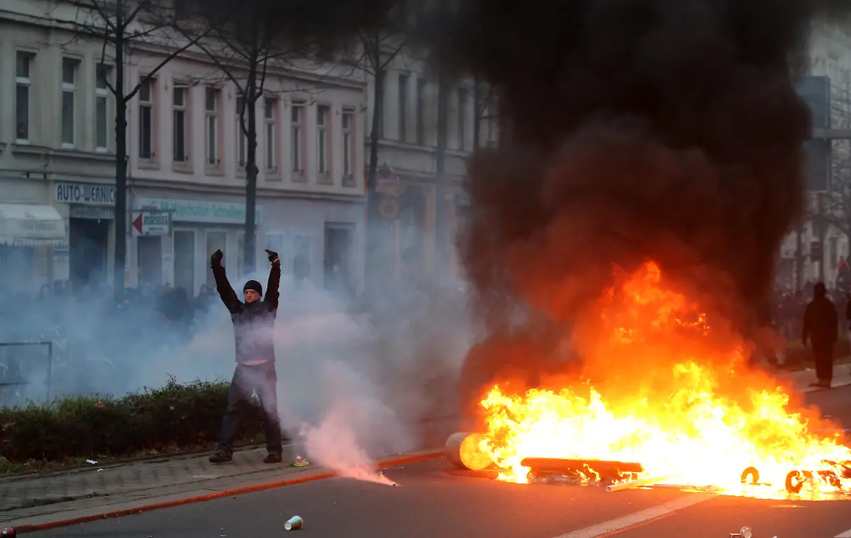 dc43d115603faa5d34b1b53155298e23